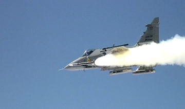 Gripen fires Meteor.